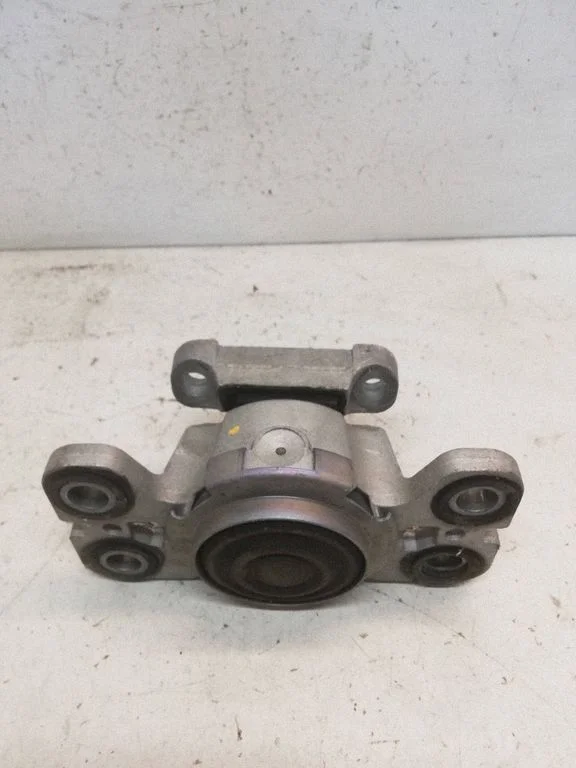 Engine mount bracket – Volvo XC60 (2014-2016)