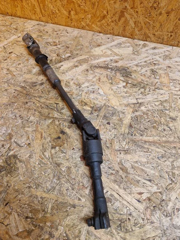 Steering column universal joint