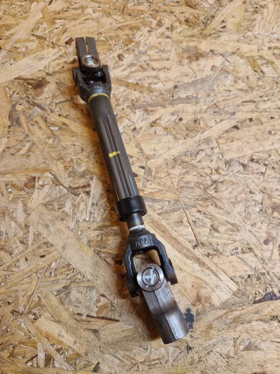 Steering column universal joint 564001J600