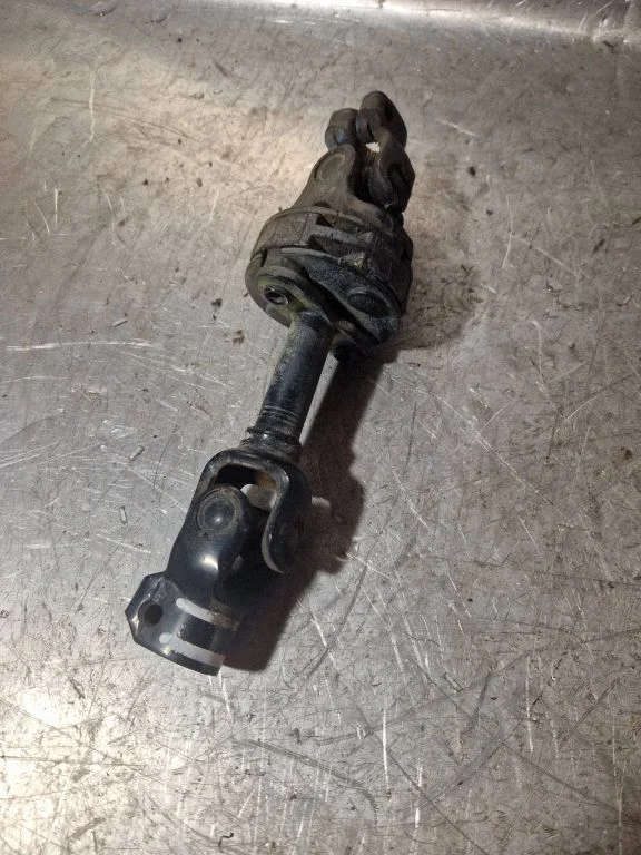Steering column universal joint