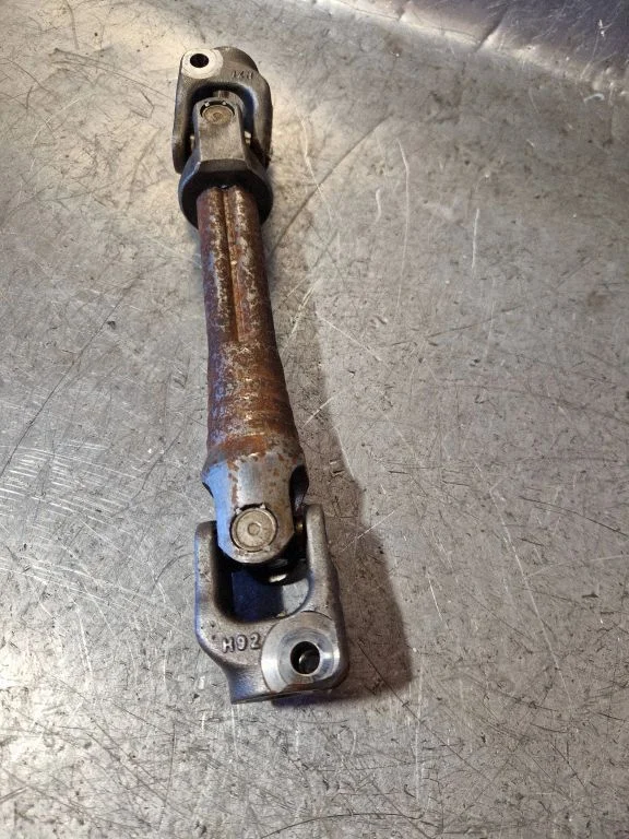 Steering column universal joint