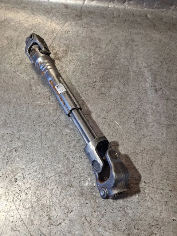Steering column universal joint 2Q1423961B
