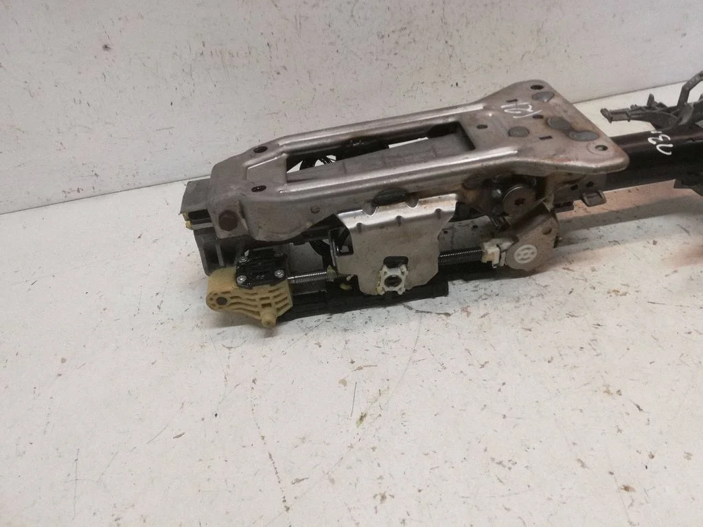 Steering wheel axle – BMW X6 E71 (2008-2014)