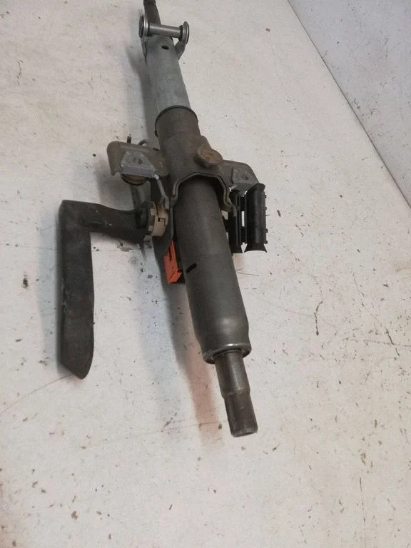 Steering wheel axle – Opel Astra H (2004-2012)