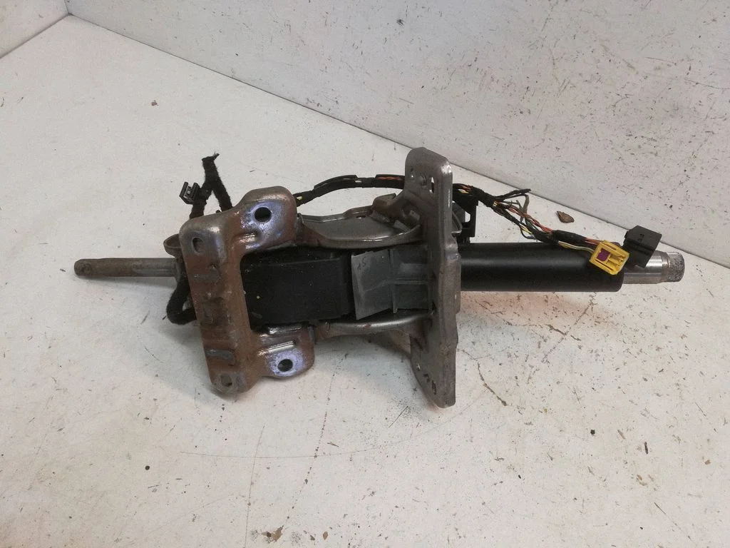 Steering wheel axle 8R0419506F