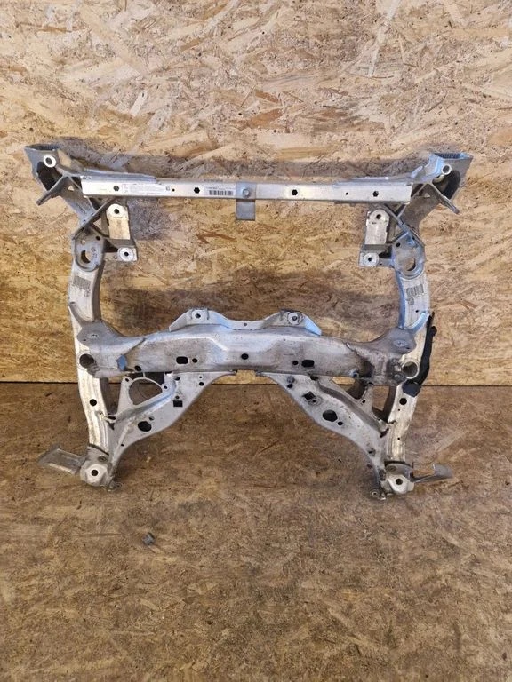 Belka przednia (sanki) – BMW Seria 5 F10 F11 (2009-2016)