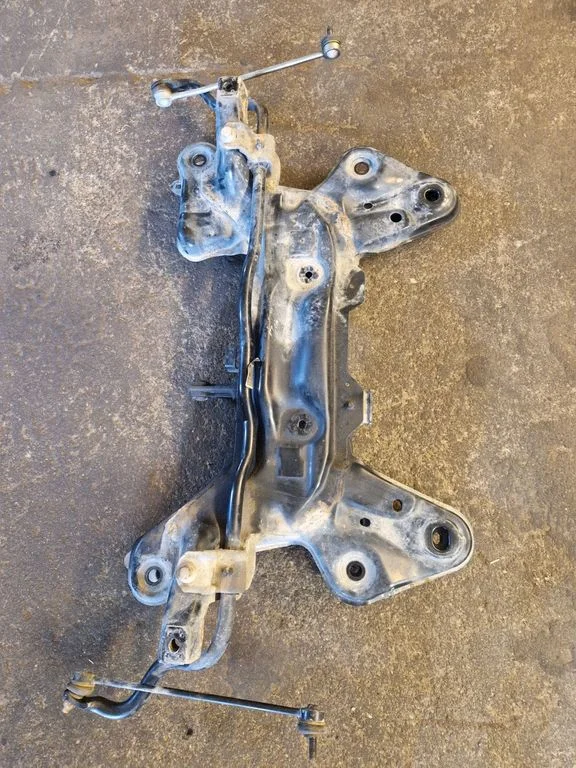 Front subframe – Peugeot 2008 I (2013-2019)