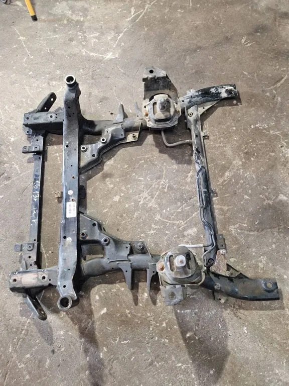 Front subframe – BMW X6 E71 (2008-2014)