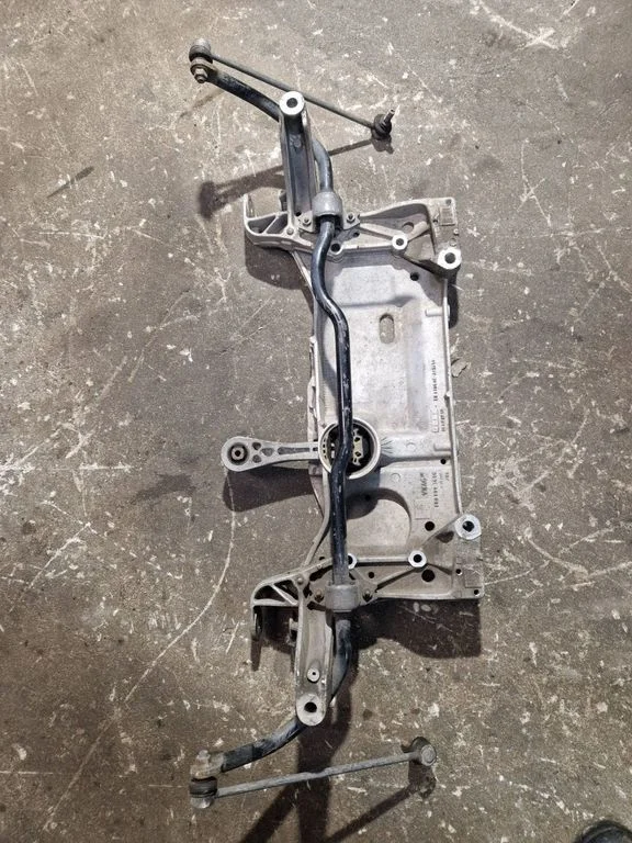 Front subframe – Volkswagen Touran I (2003-2010)