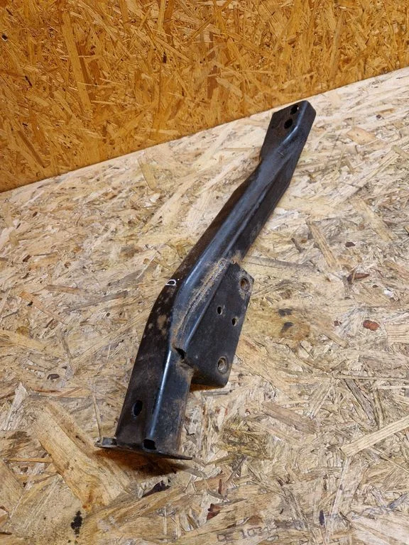 Front subframe – KG Mobility Tivoli XLV (2015-), right