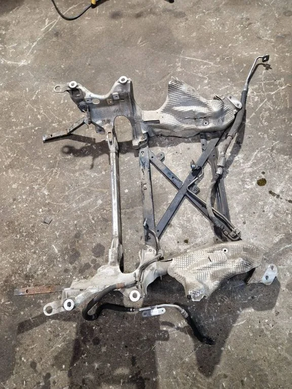 Front subframe – Audi A4 Allroad B8 (2008-2016)