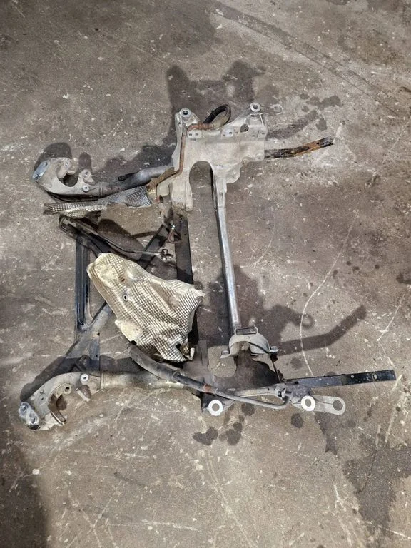 Front subframe – Audi A5 Sportback 8TA (2009-2016)