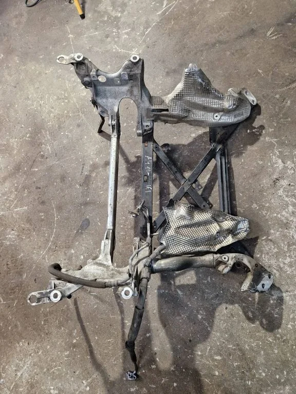Front subframe – Audi A4 Allroad B8 (2008-2016)