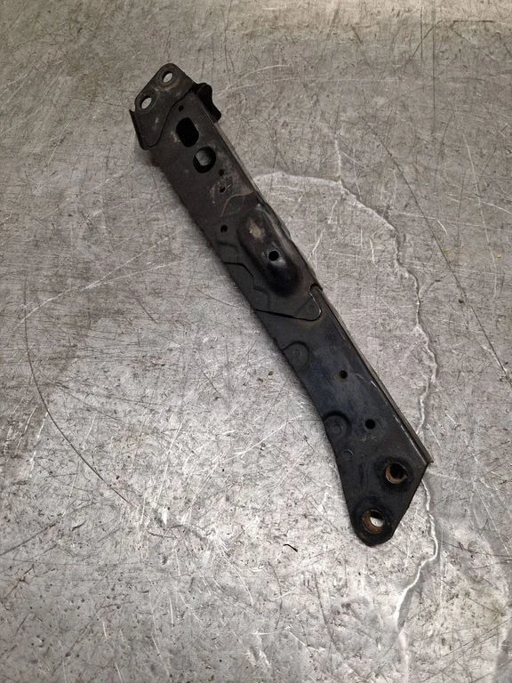 Front subframe – Toyota Verso (2009-2018)