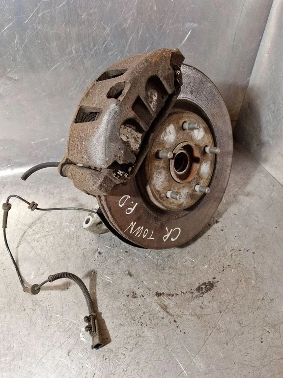 Front wheel hub spindle knuckle – Chrysler Town & Country V (2008-2016)