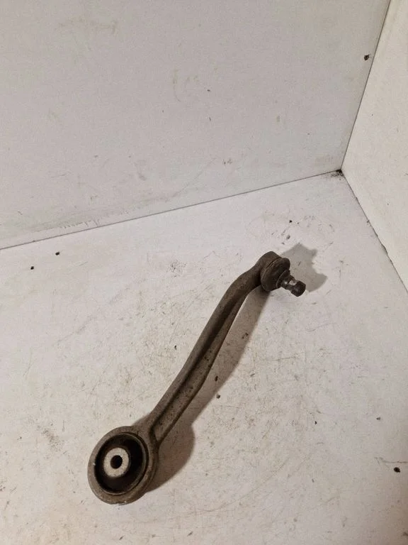 Front control arm – Audi Q5 SQ5 8R (2008-2017)
