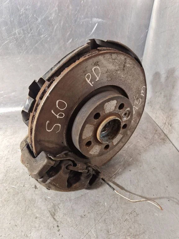 Front wheel hub – Volvo S60 (2011-2013)