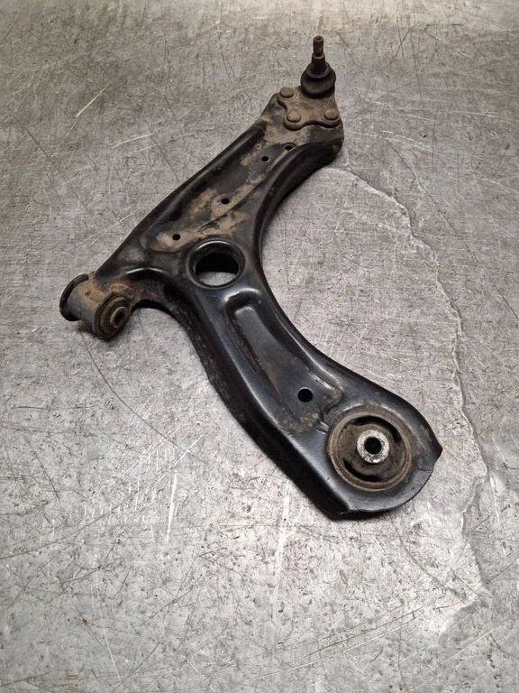 Front lower control arm/wishbone 6R0407152F