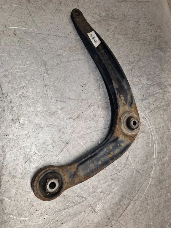 Front lower control arm/wishbone 884981