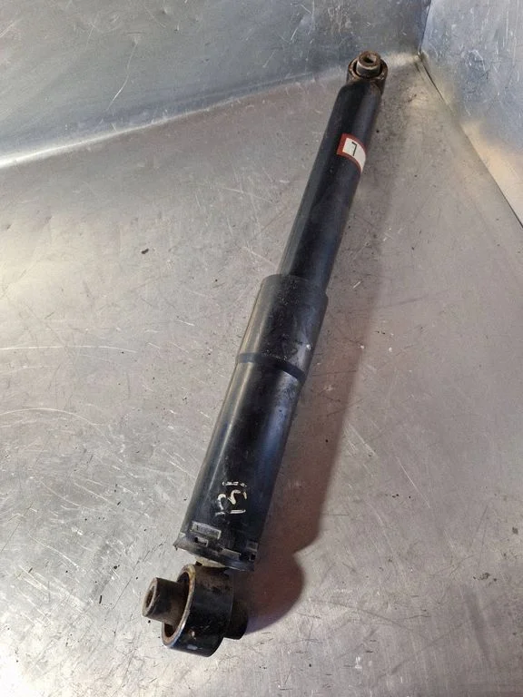 Rear shock absorber/damper – Nissan X-Trail T32 (2014-2021)