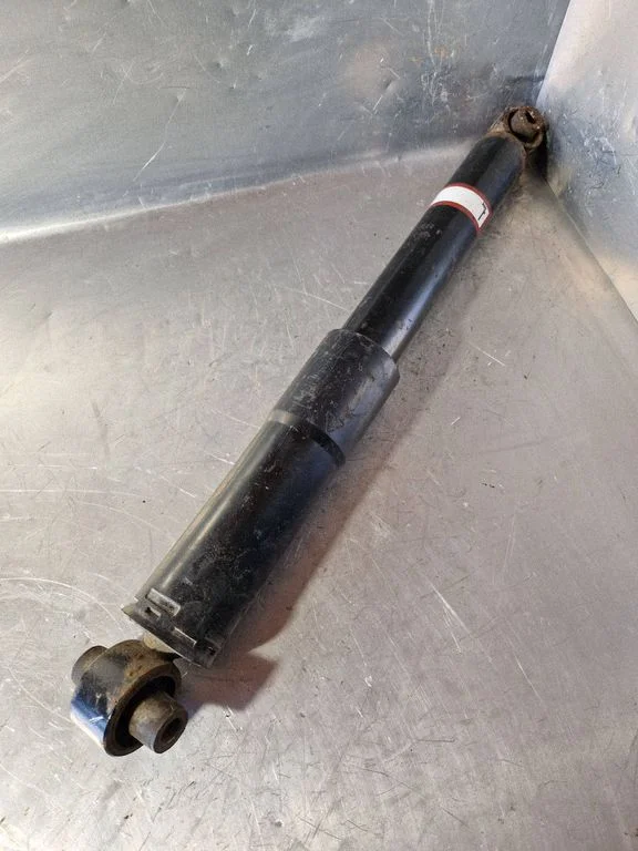 Rear shock absorber/damper – Nissan X-Trail T32 (2014-2021)