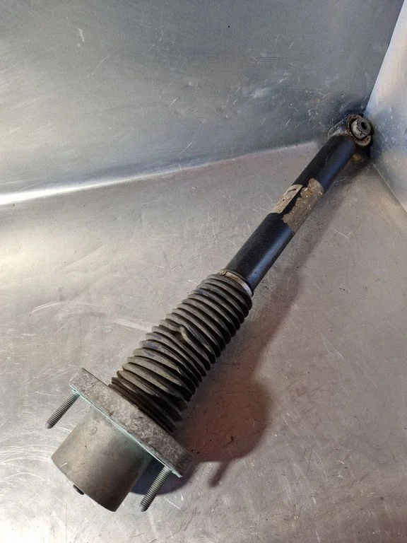 Rear shock absorber/damper – Land Rover Range Rover Sport L494 (2013-)