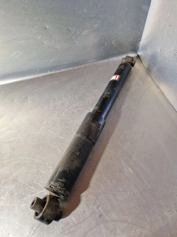 Rear shock absorber/damper – Nissan X-Trail T32 (2014-2021)