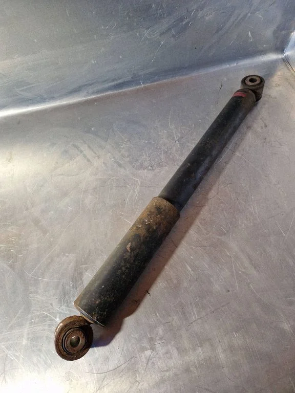 Rear shock absorber/damper GS1M28700B