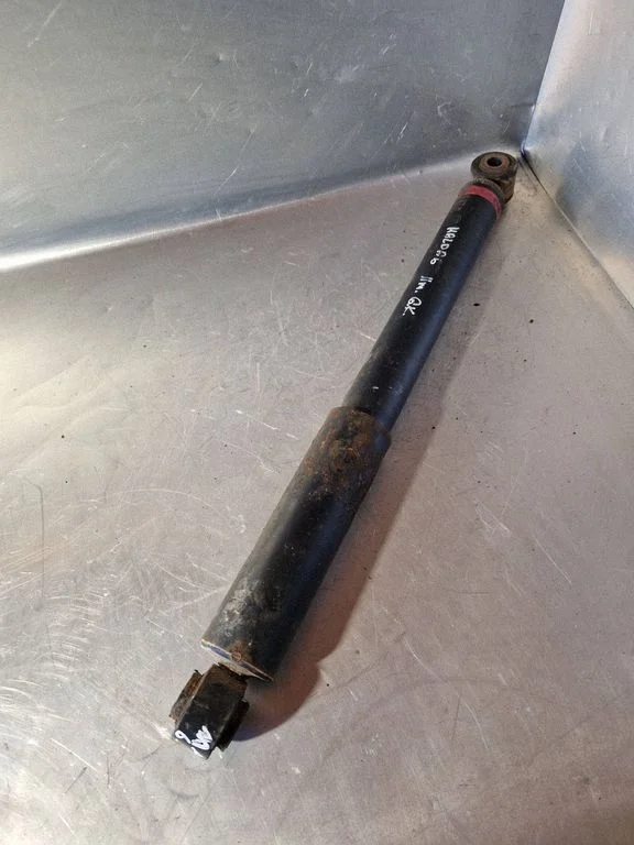 Rear shock absorber/damper GS1M28700D