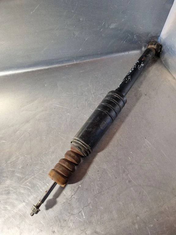 Rear shock absorber/damper – Opel Corsa D (2006-2014)