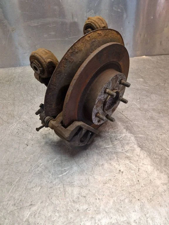 Rear wheel hub spindle/knuckle – Mazda 6 (2013-2016)