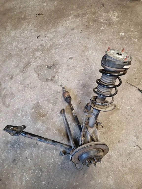 Rear wheel hub spindle/knuckle – Land Rover Evoque I (2011-2018)