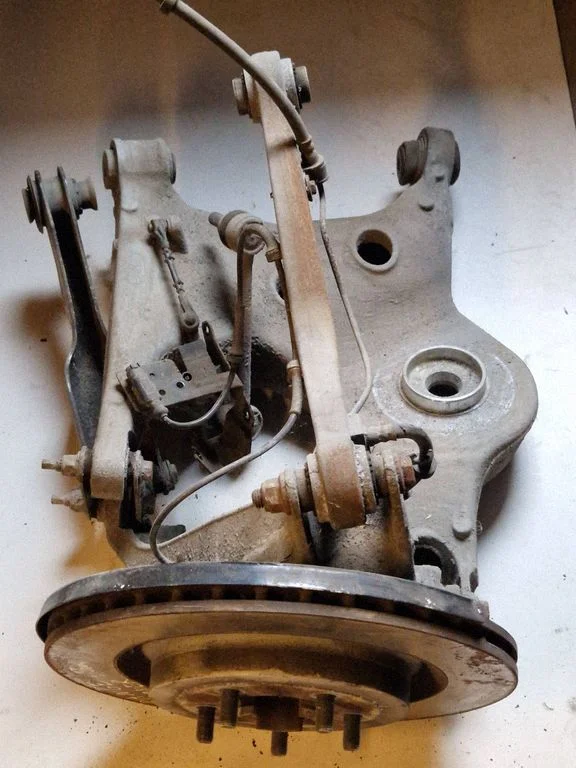 Rear wheel hub spindle/knuckle – Land Rover Range Rover Sport L494 (2013-)