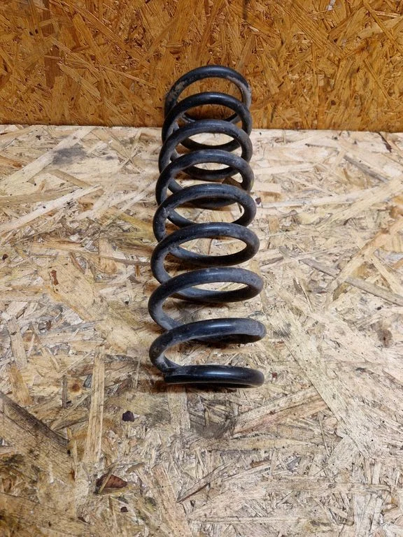 Rear coil spring – KIA Ceed (2012-2018)