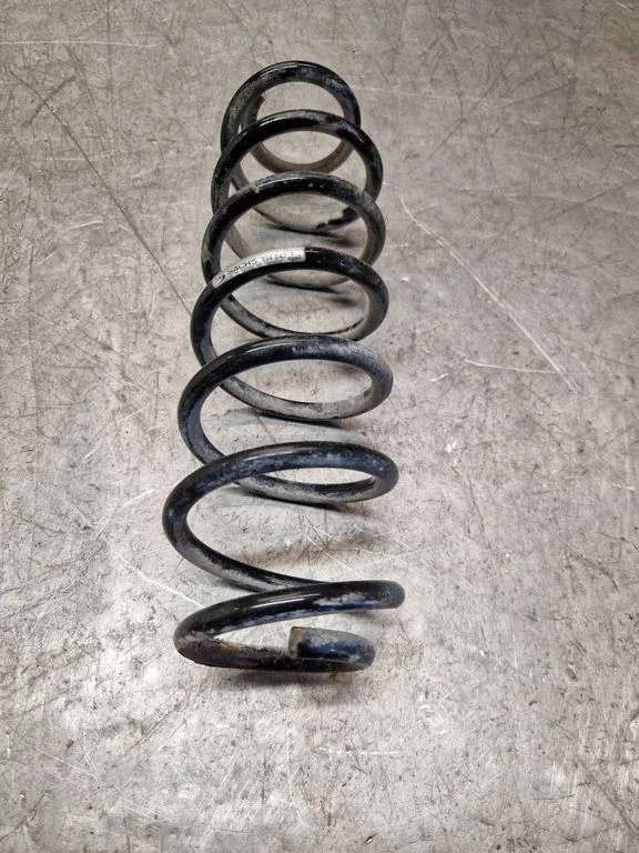 Rear coil spring – Volkswagen Polo V 6R (2009-2017)