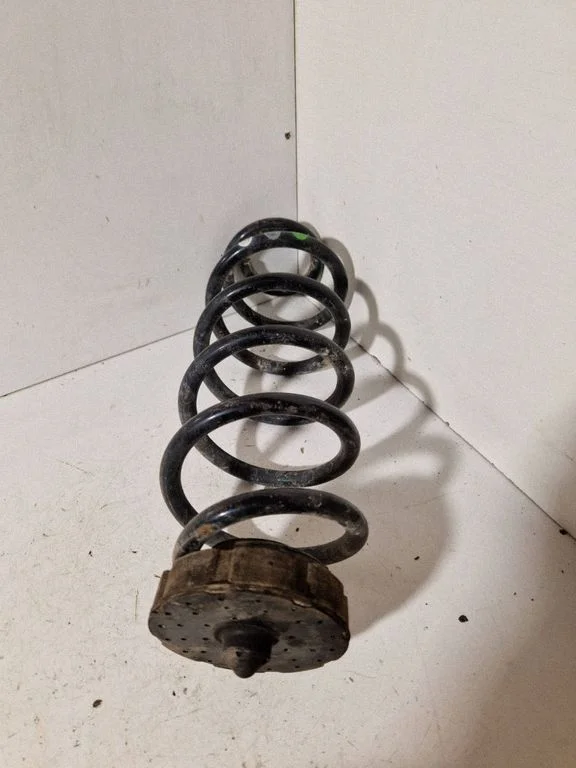 Rear coil spring – Audi A4 Allroad B8 (2008-2016)