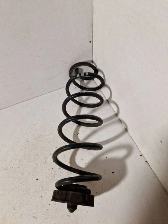 Rear coil spring – Audi A4 Allroad B8 (2008-2016)