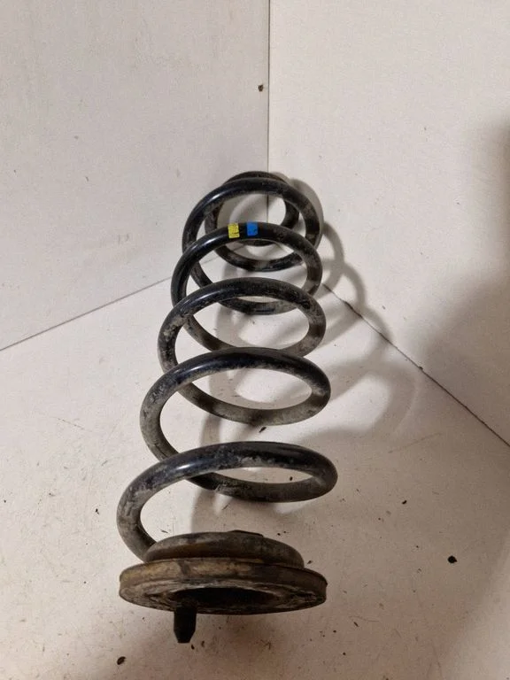 Rear coil spring – Audi A4 Allroad B8 (2008-2016)