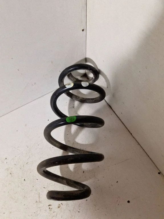 Rear coil spring – Nissan X-Trail T32 (2014-2021)