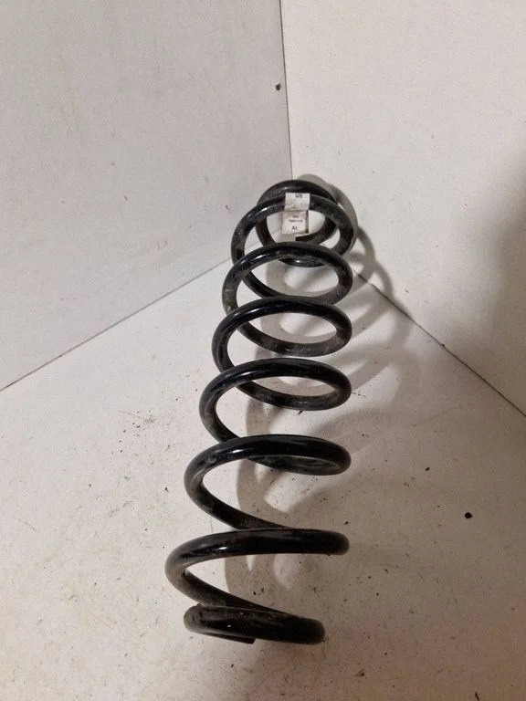Tagumine keerdvedru – Volkswagen Passat B7 USA (2012-2019)