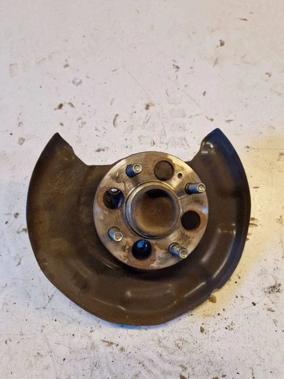 Tagumine rumm C800