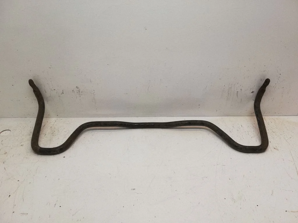 Stabilizator tylny – Mitsubishi Pajero Sport I (1996-2008)