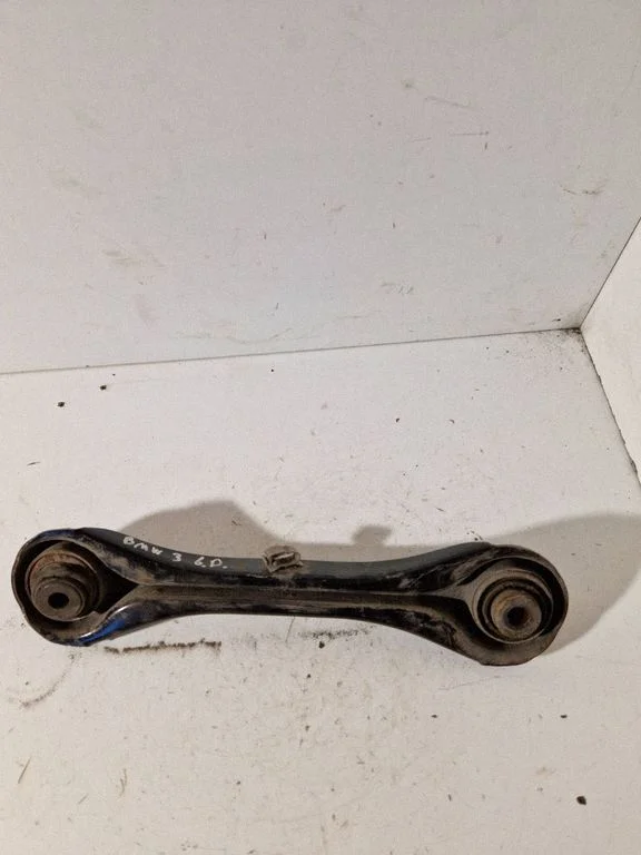 Rear control arm 33618