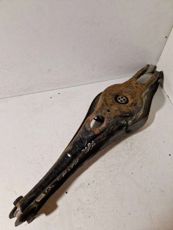 Rear control arm 3Q0505311C