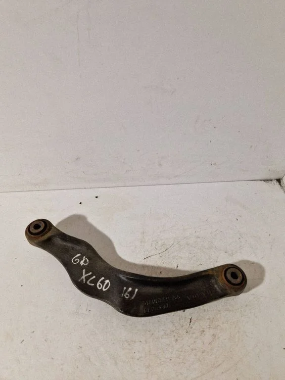 Rear control arm – Volvo XC60 (2014-2016)