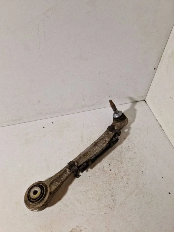 Rear control arm 6795001