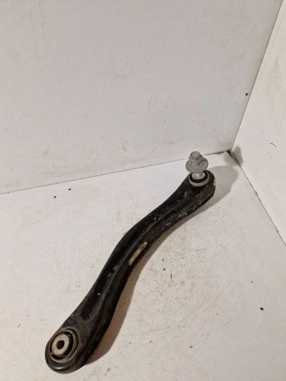 Rear control arm – Jeep Grand Cherokee (2010-2021)