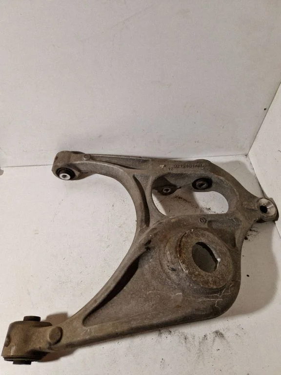 Tagumine ülemine õõtshoob – Jeep Grand Cherokee (2010-2021)
