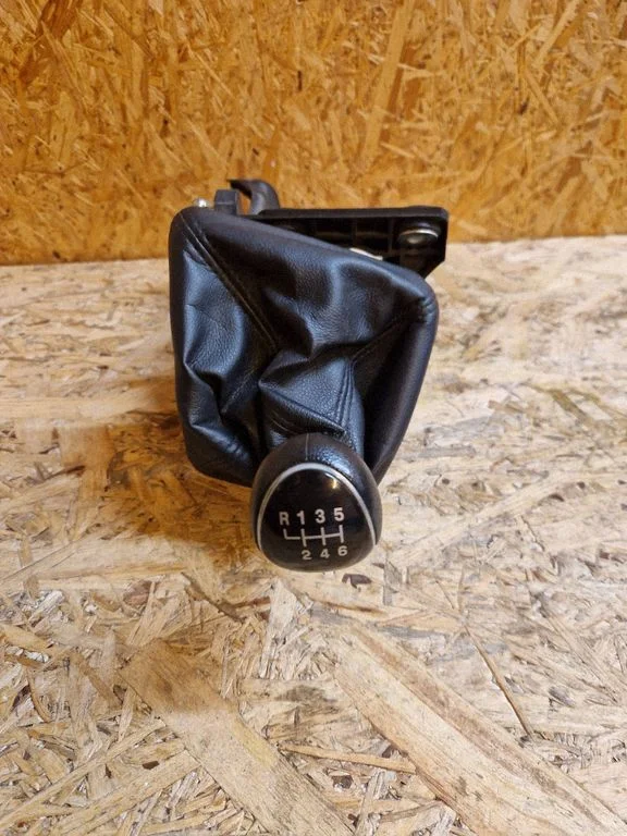 Gear selector mechanism BK2R7C453MAK