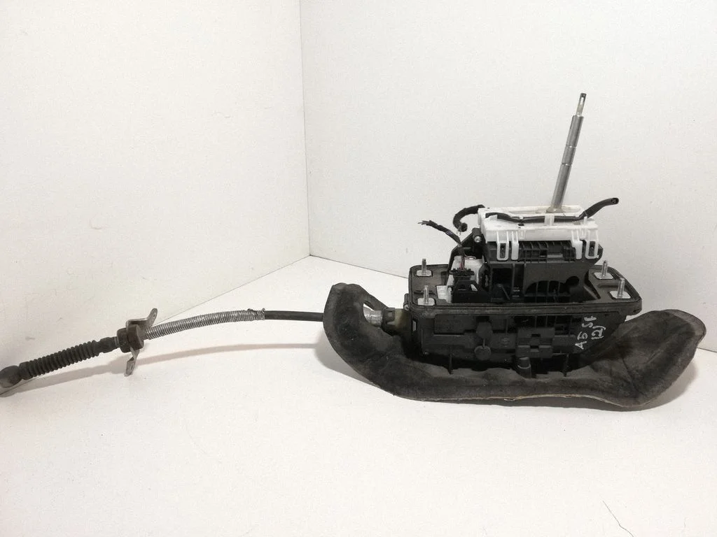 Mechanizm zmiany biegów (kulisa) 8K1713041H